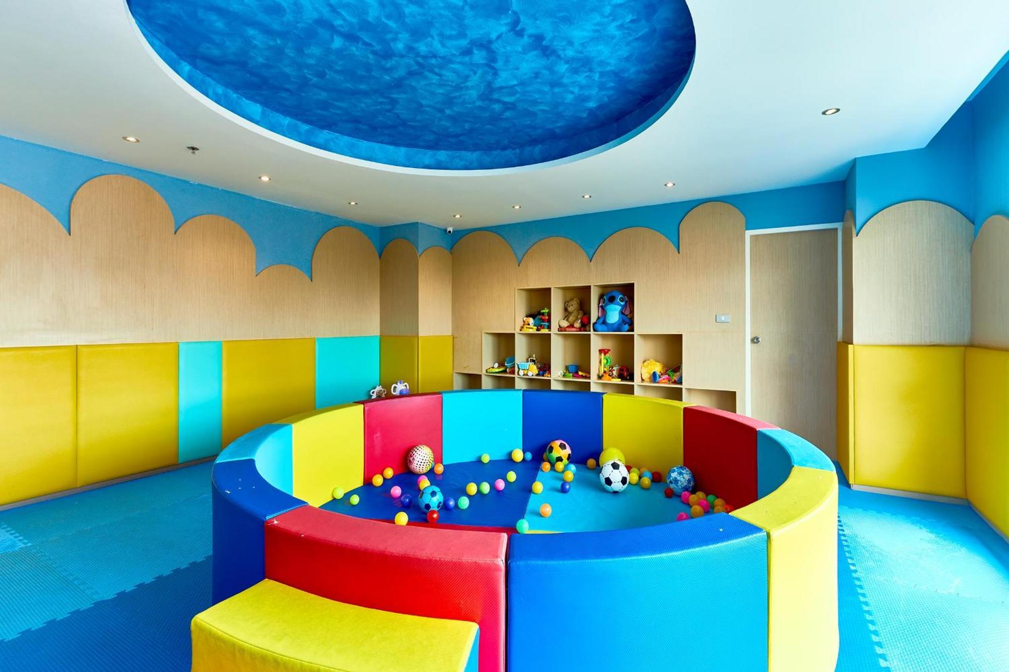 Grande Carribean L Family Stay L Pattaya L Luxury Views & Comfort 部屋 写真