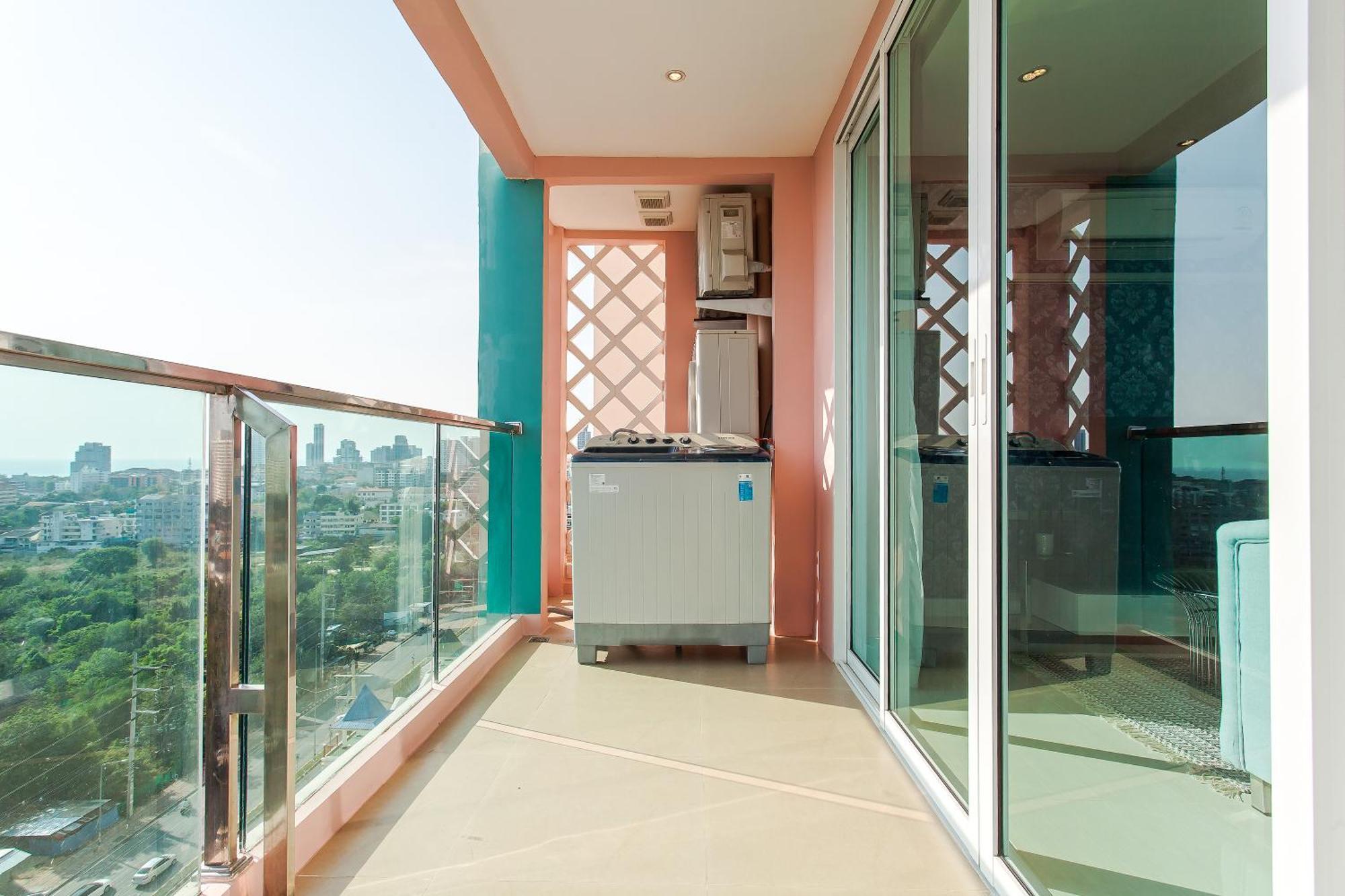Grande Carribean L Family Stay L Pattaya L Luxury Views & Comfort 部屋 写真