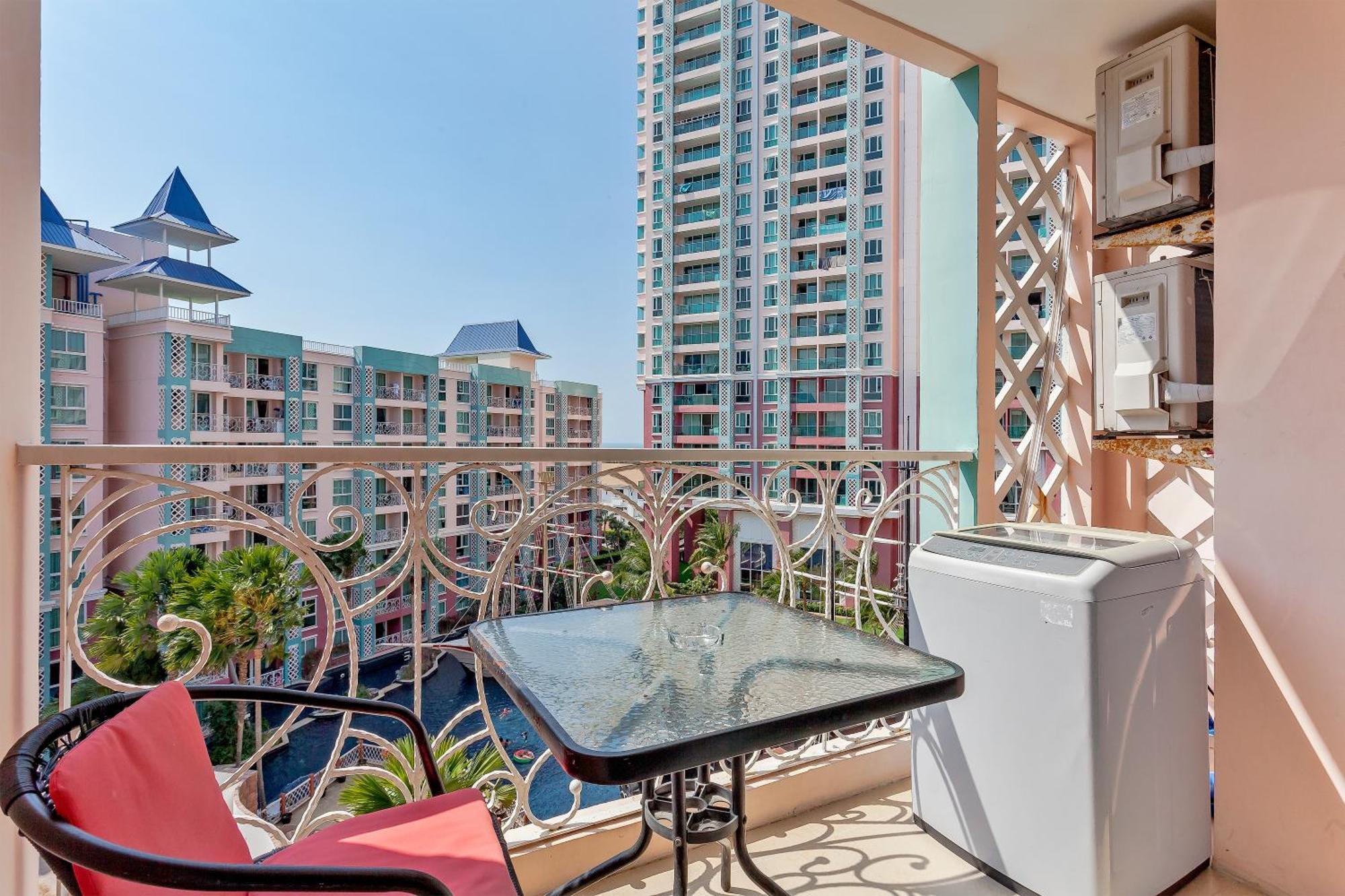 Grande Carribean L Family Stay L Pattaya L Luxury Views & Comfort 部屋 写真