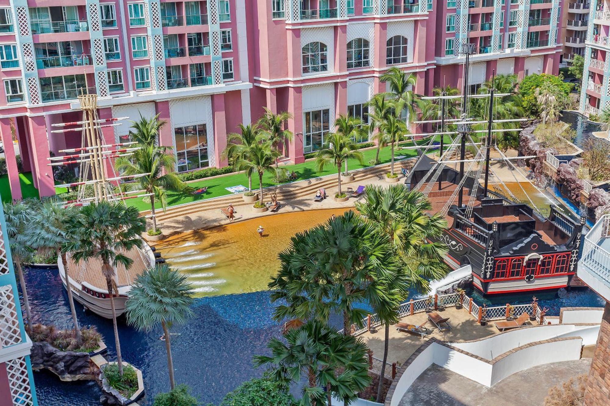 Grande Carribean L Family Stay L Pattaya L Luxury Views & Comfort 部屋 写真